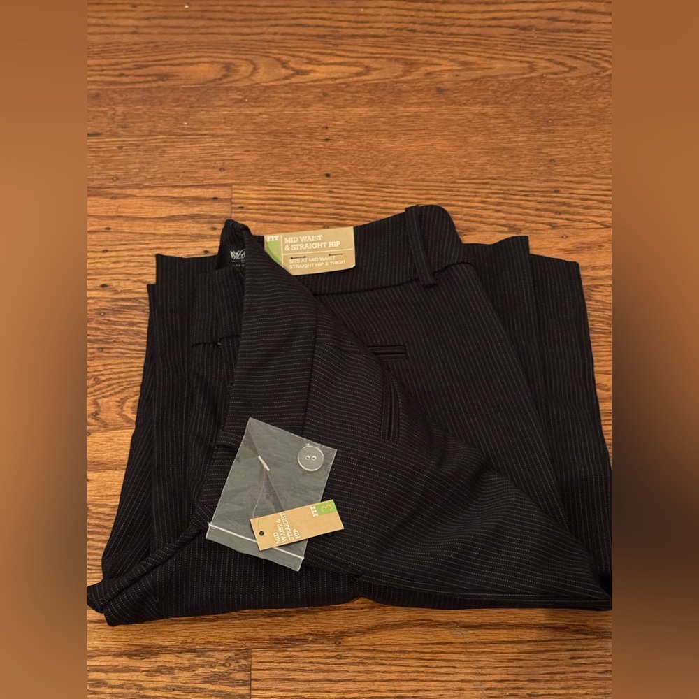 Mossino Pinstripe Pant